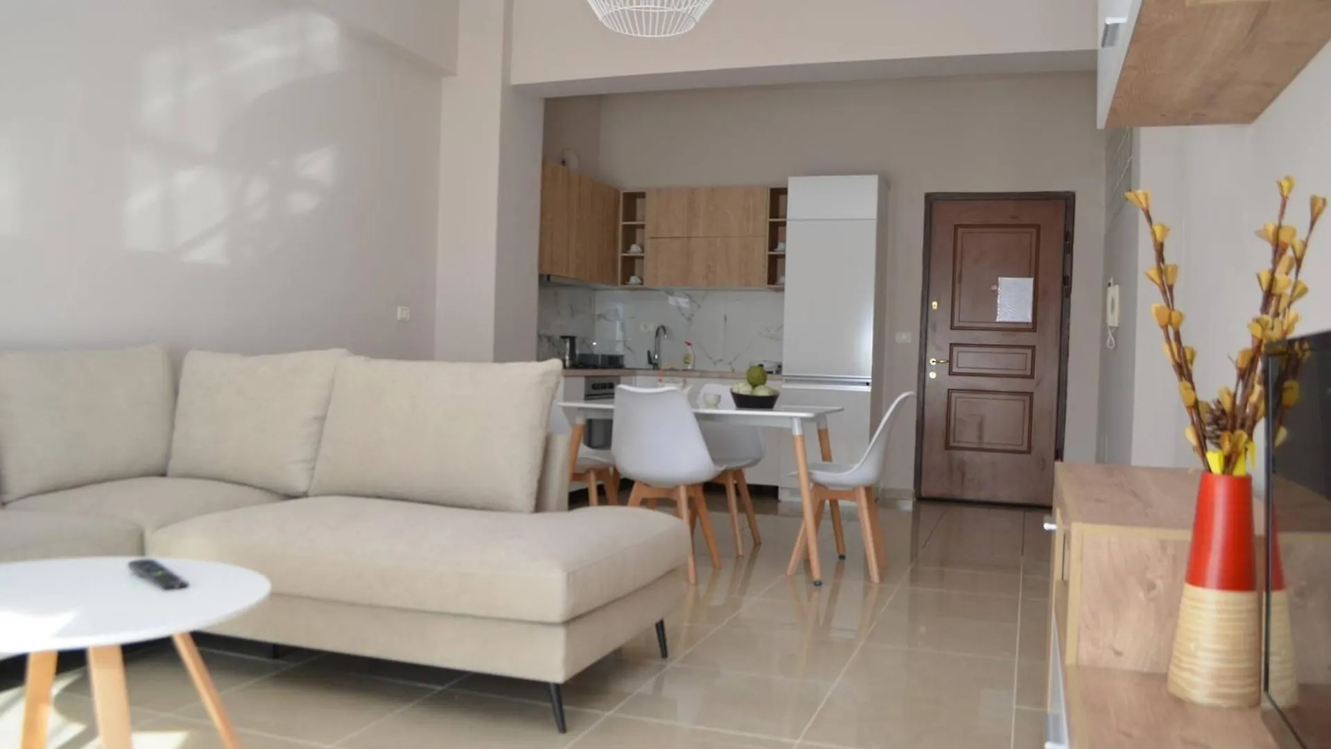 Saint Tropez Apartment Sarande