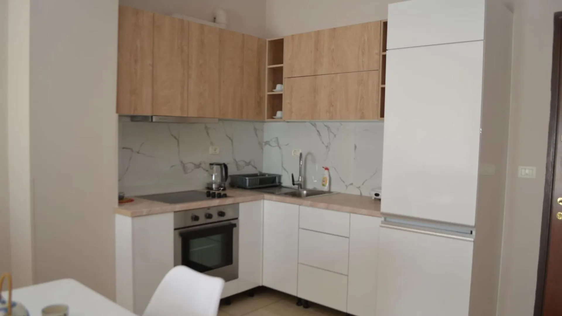 Saint Tropez Apartment Sarande
