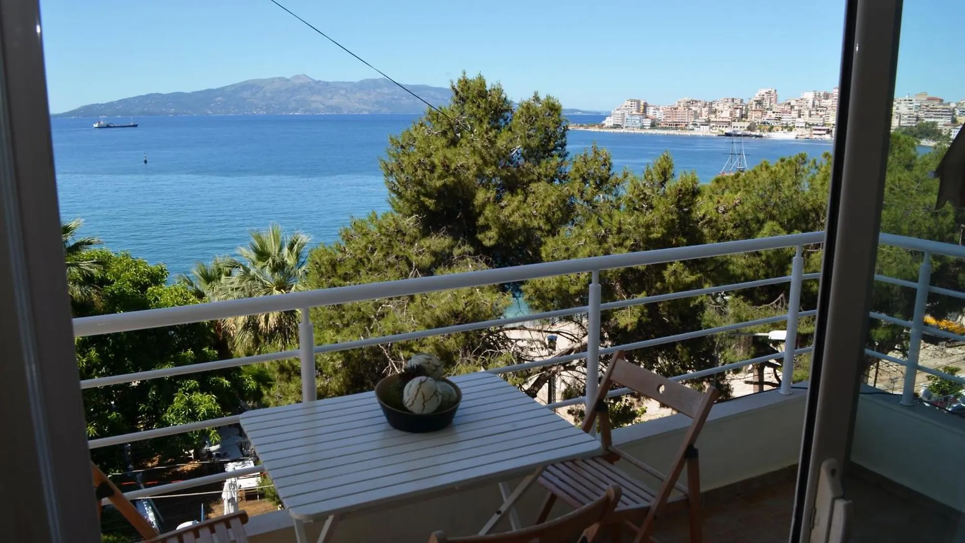 Saint Tropez Apartment Sarande