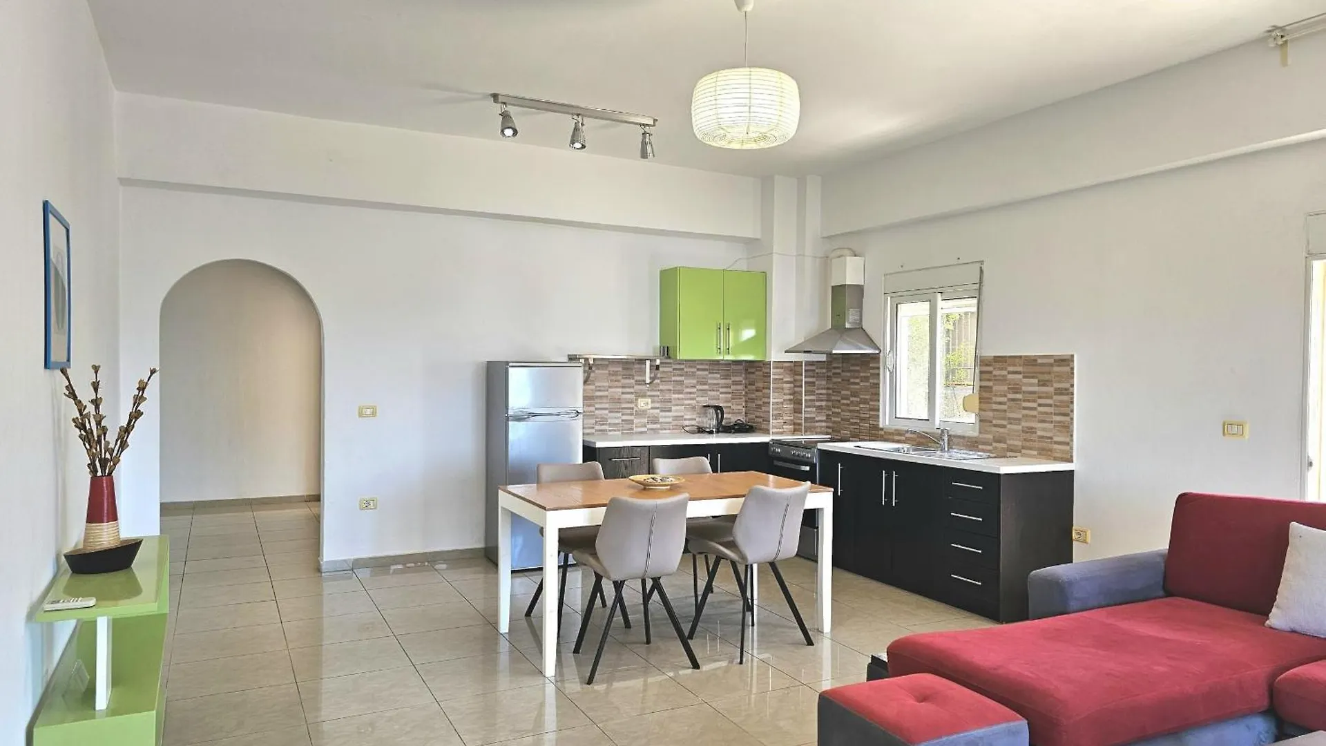Saint Tropez Apartment Sarande 0*,  Albania