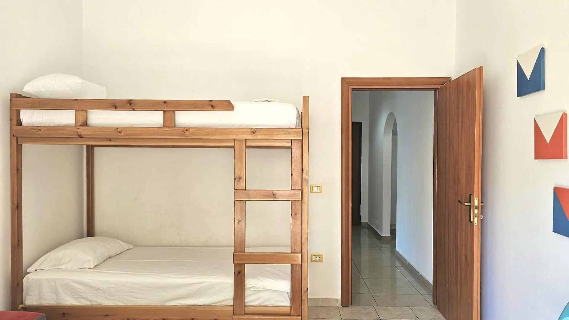 Saint Tropez Apartment Sarande Albania