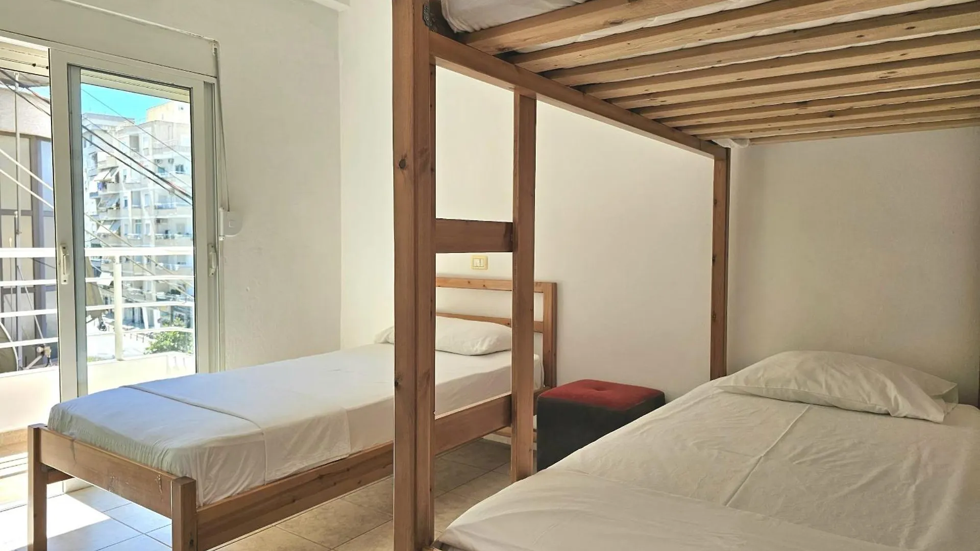 Saint Tropez Apartment Sarande