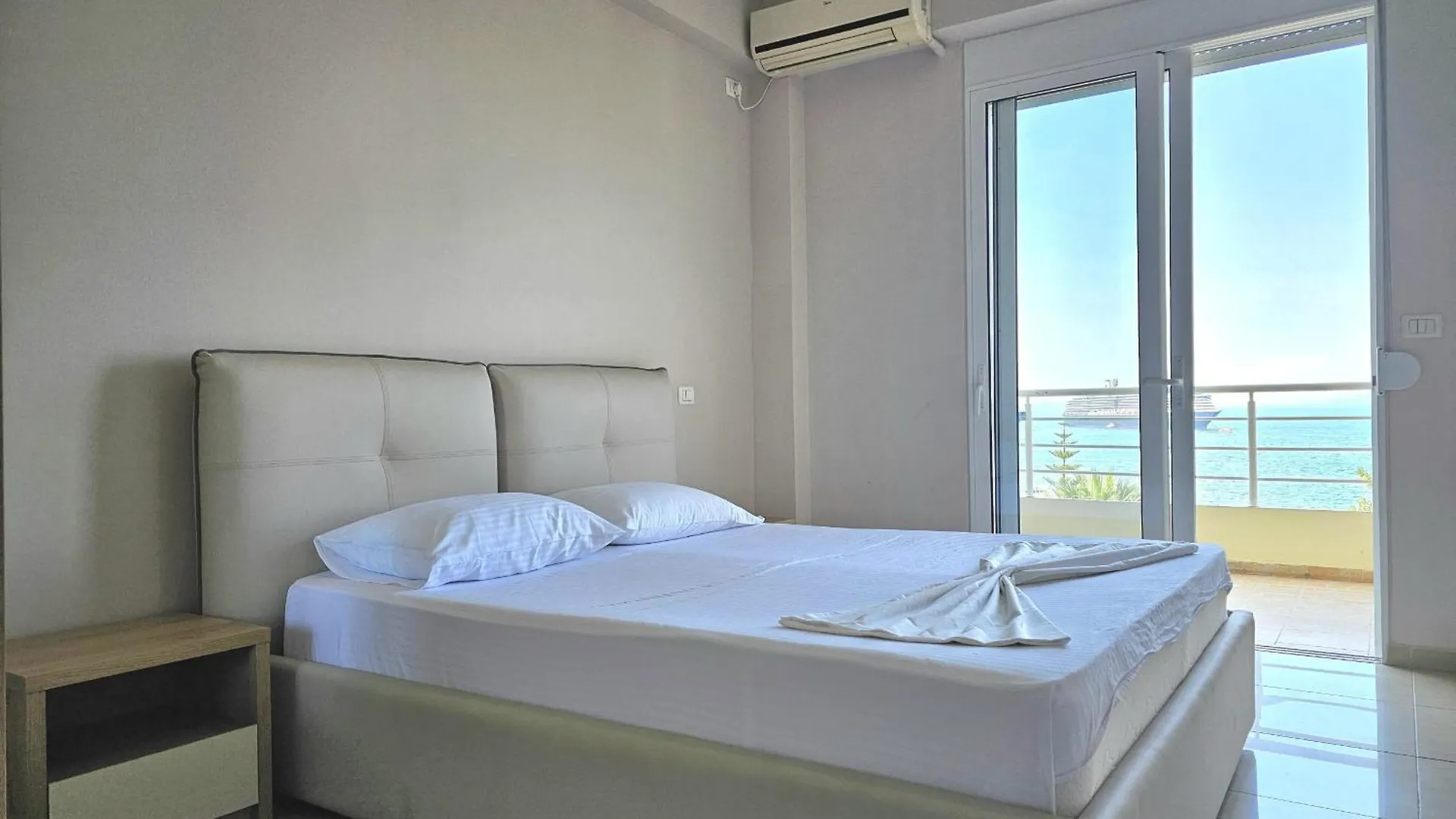 Saint Tropez Apartment Sarande Albania
